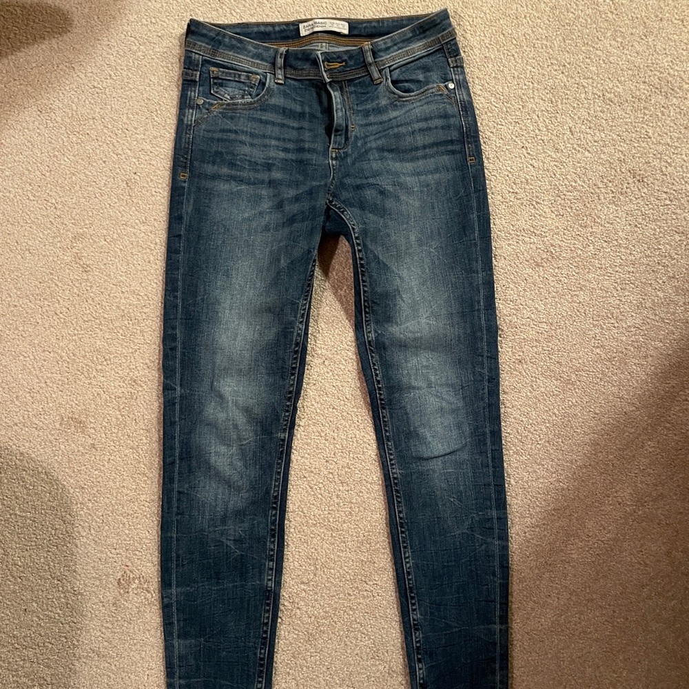 Zara Jeans